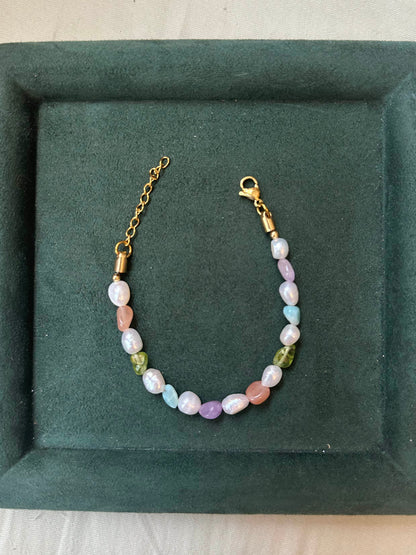 Funfetti Pearl Bracelet