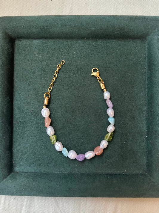 Funfetti Pearl Bracelet
